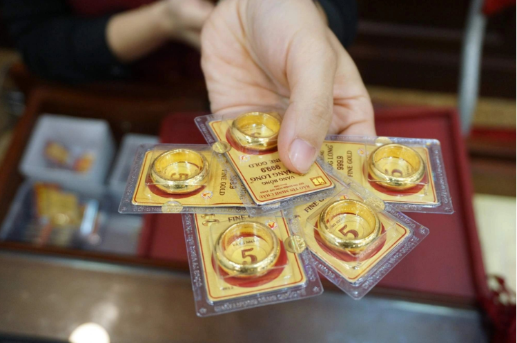 Giá Vàng 14/3 Tiếp Tục "Đu Đỉnh"